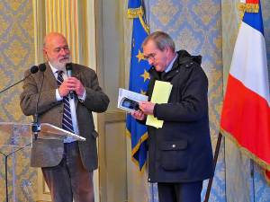 03 Germinal Peiro et le livre anniversaire